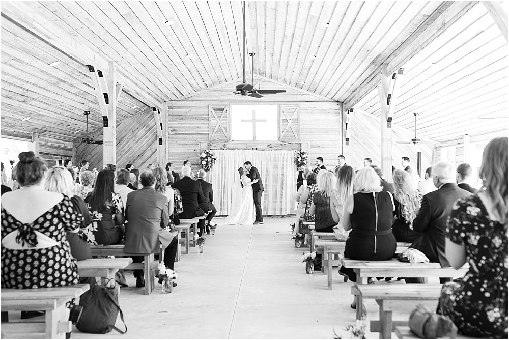 Alturia Farm Wedding; virginia wedding photographer; emily bartell photography; richmond virginia wedding photographer